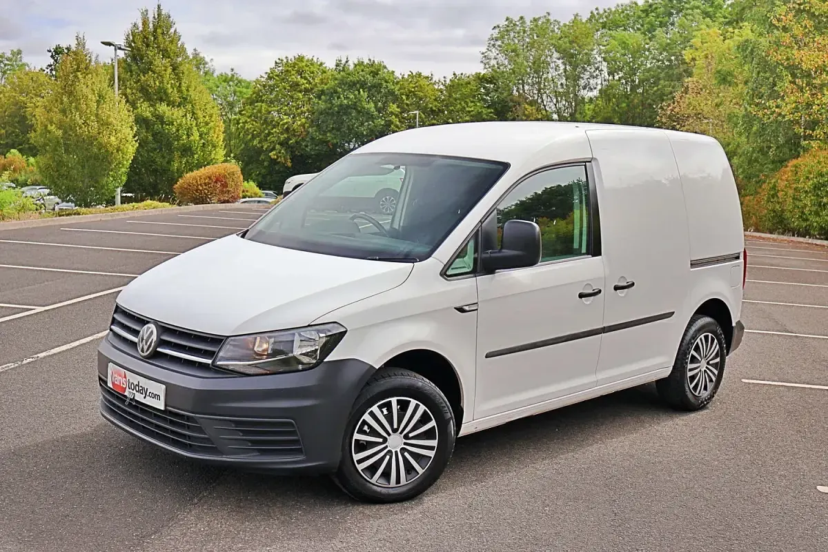 Used VW Caddy Startline 190 HP (139 kW) 2018 White MPV