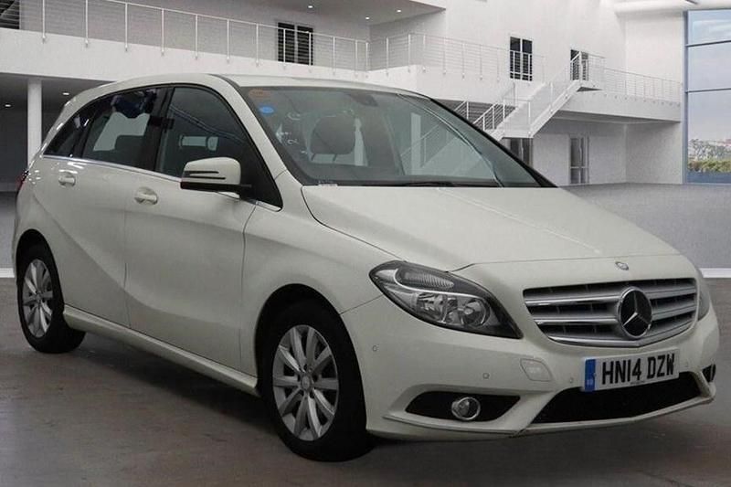 Begagnad Mercedes B180 SE 2014 Vit Minibuss