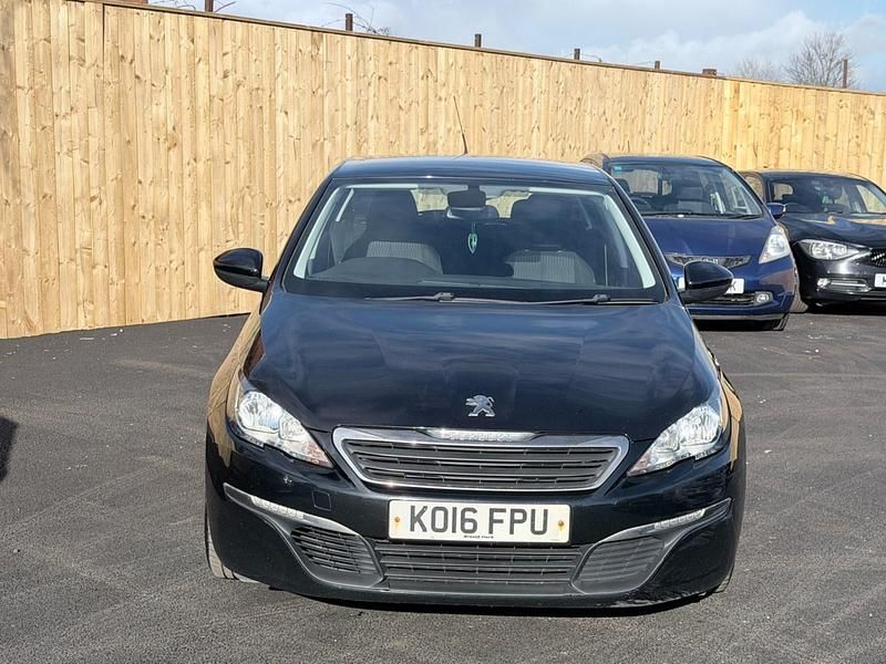 Begagnad Peugeot 308 Active 2016 Svart Halvkombi