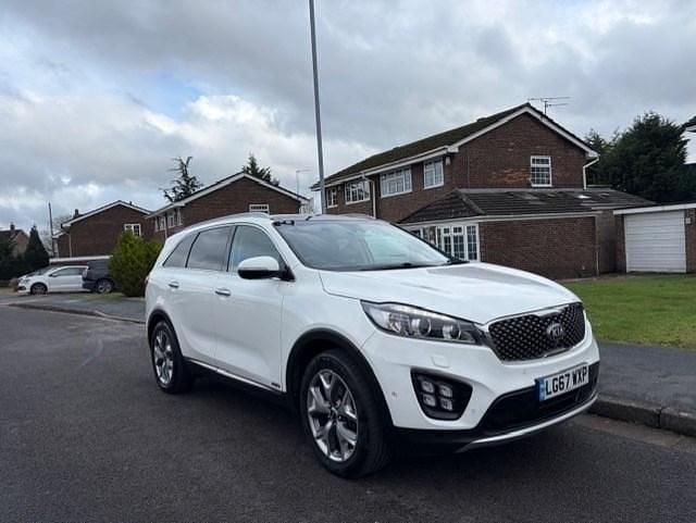 Used Kia Sorento 2018 White SUV