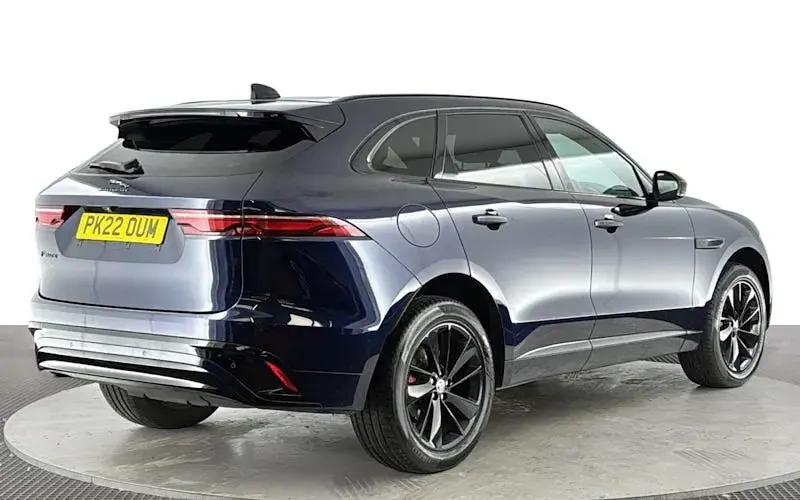 Second-hand Jaguar F-Pace R-Dynamic 204 CP (150 kW) 2022 Albastru SUV