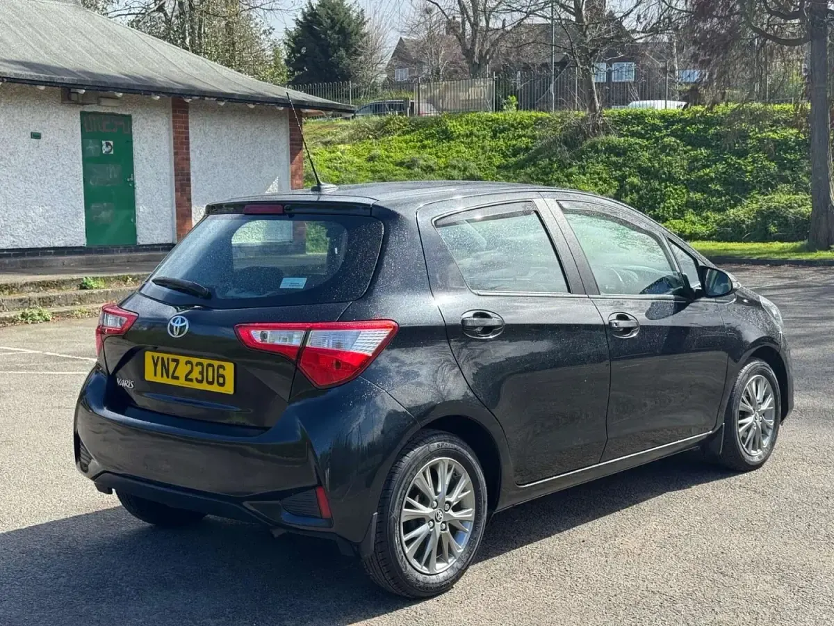 Used Toyota Yaris 2018 Black Hatchback
