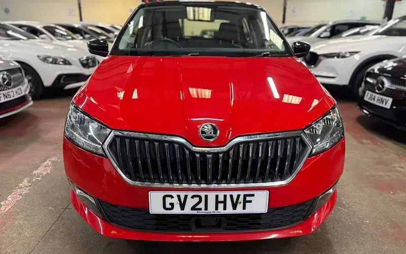 Used Skoda Fabia Colour Edition 60 HP (44 kW) 2021 Red Hatchback