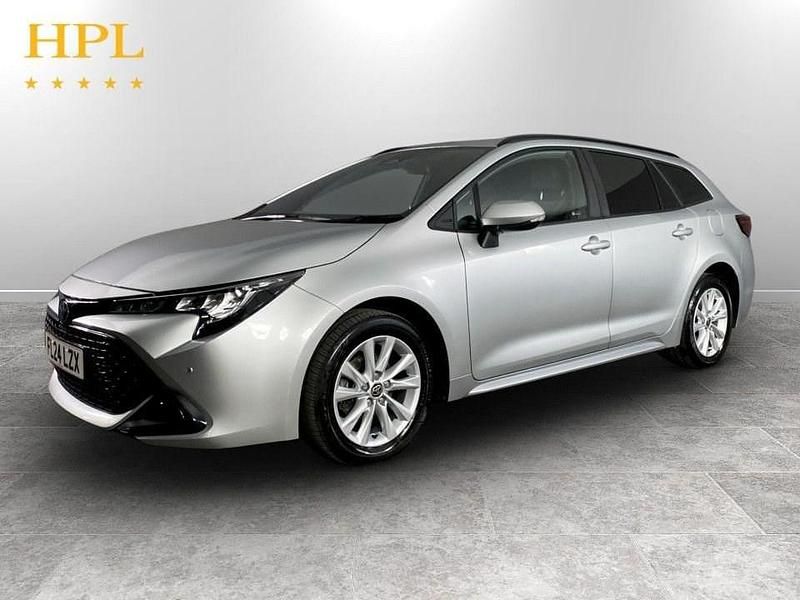 Usado Toyota Corolla 140 HP (102 kW) 2024 Prateado Carrinha