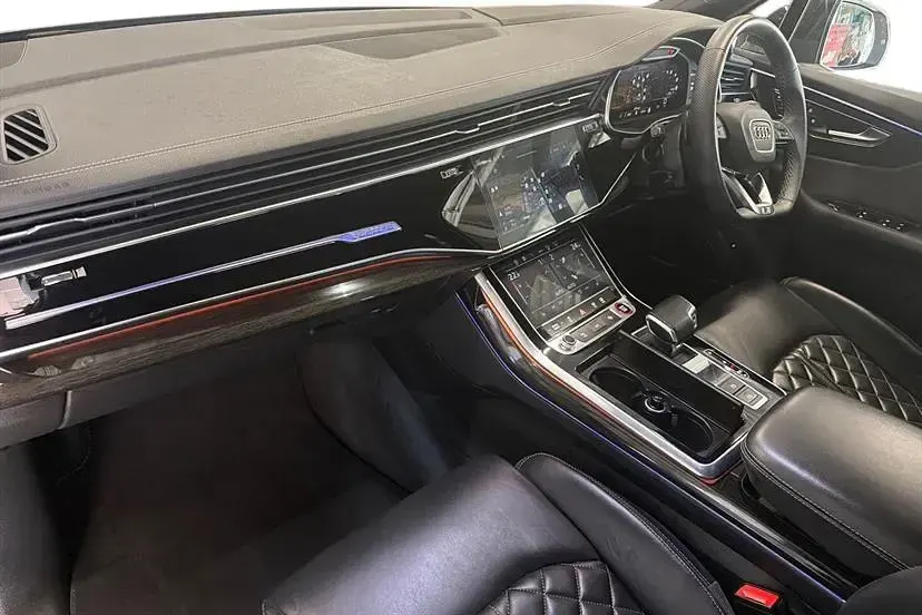 Używany Audi SQ7 Black Edition 507 KM (372 kW) 2024 Czarny SUV