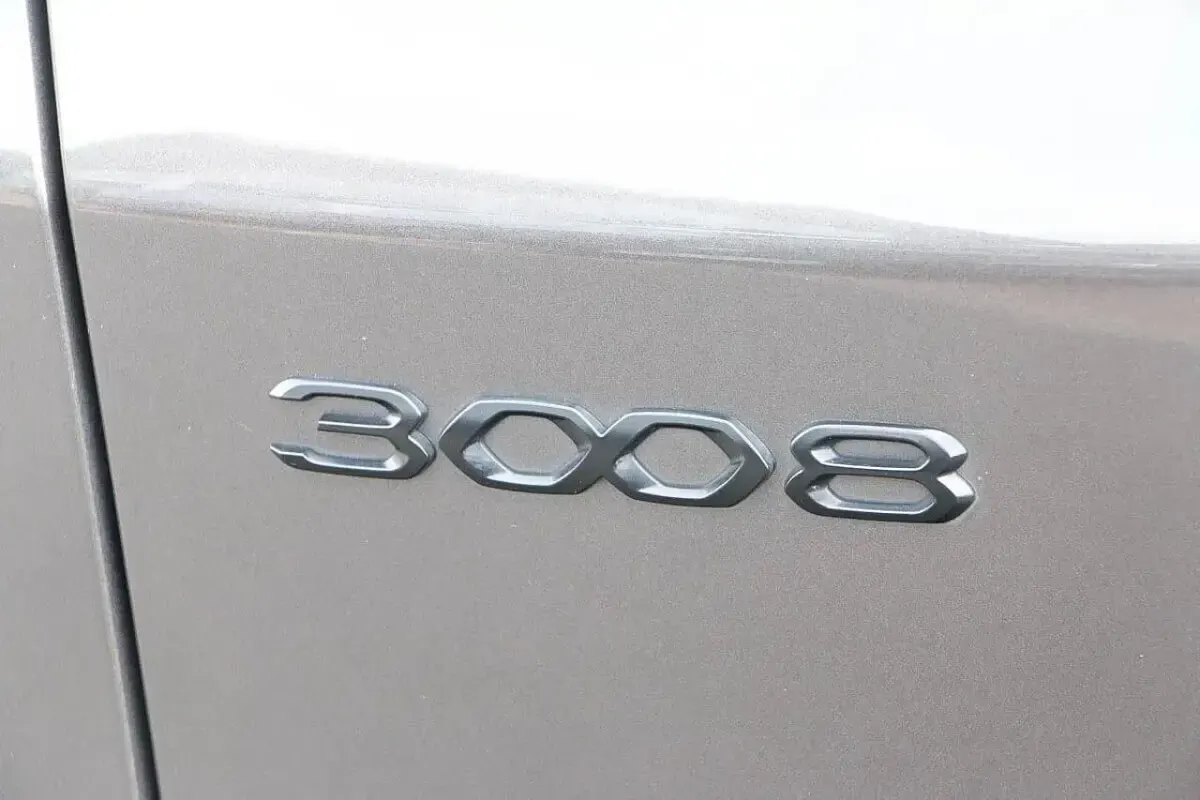 Used Peugeot 3008 GTi 296 HP (217 kW) 2021 Grey SUV