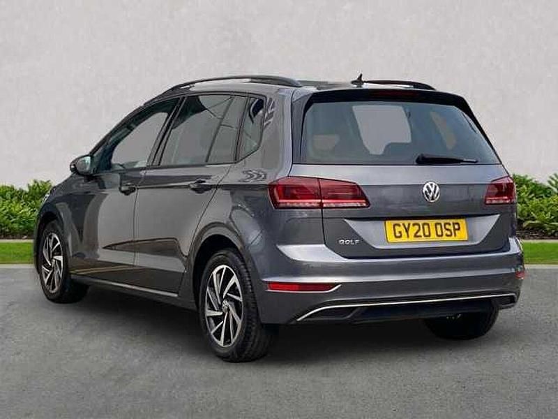 Begagnad VW Golf VIII 130 HK (95 kW) 2020