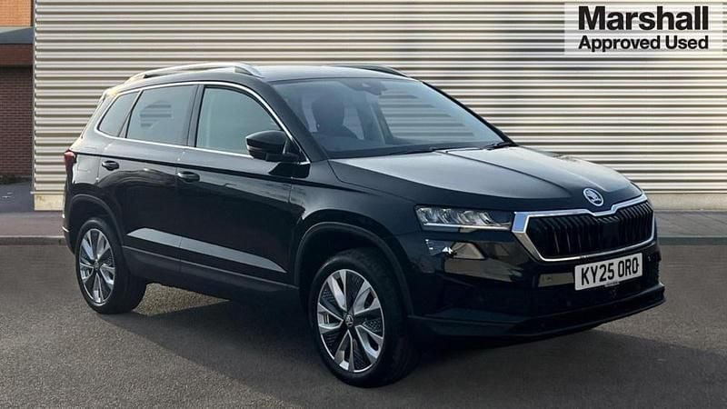 Black magic pearl effect Used 2025 Skoda Karoq SE L SUV | £27,380 (Fair price) - Image 1/4