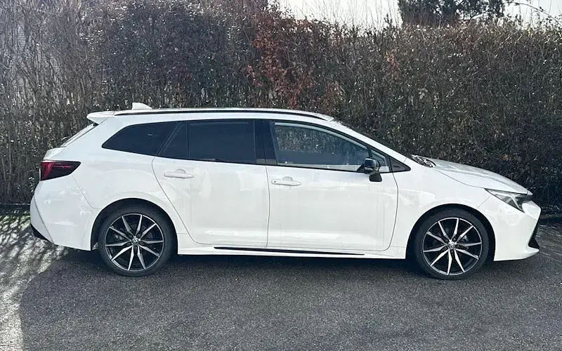 Usado Toyota Corolla Sport 140 CV (102 kW) 2026 Familiar