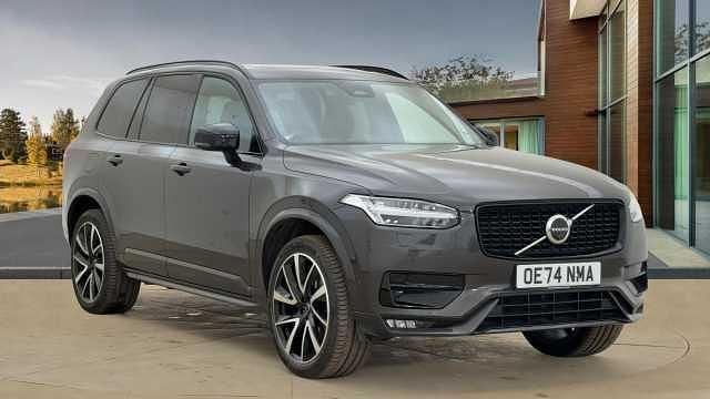 Used 2025 Volvo XC90 Plus SUV | £46,795 (Good price) - Image 1/4