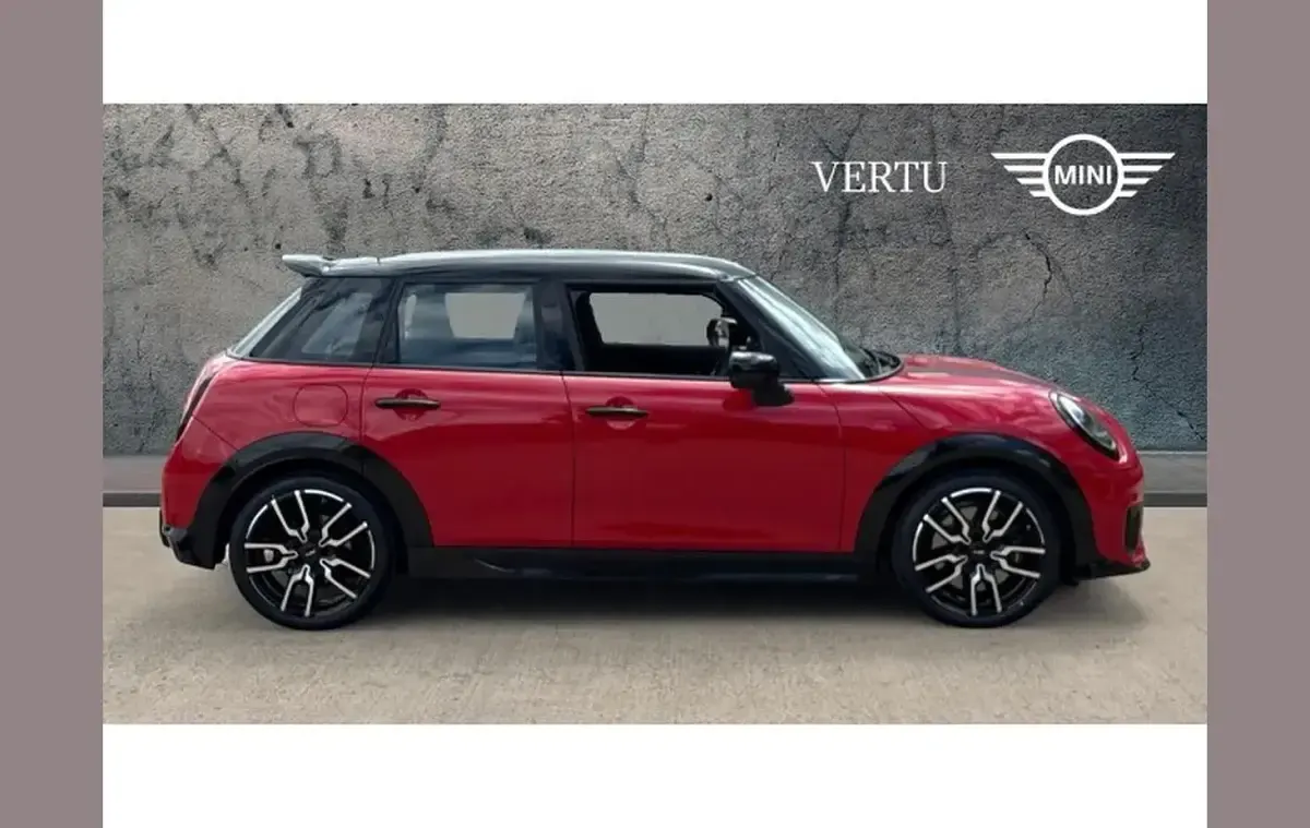 Used Mini Cooper Sport 200 HP (147 kW) 2024 Red Hatchback