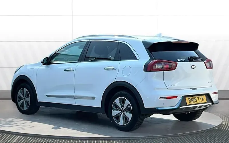 Gebraucht Kia Niro 141 PS (103 kW) 2019 Weiß SUV
