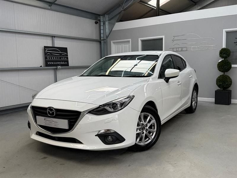 Used Mazda 3 165 HP (121 kW) 2015 White Hatchback