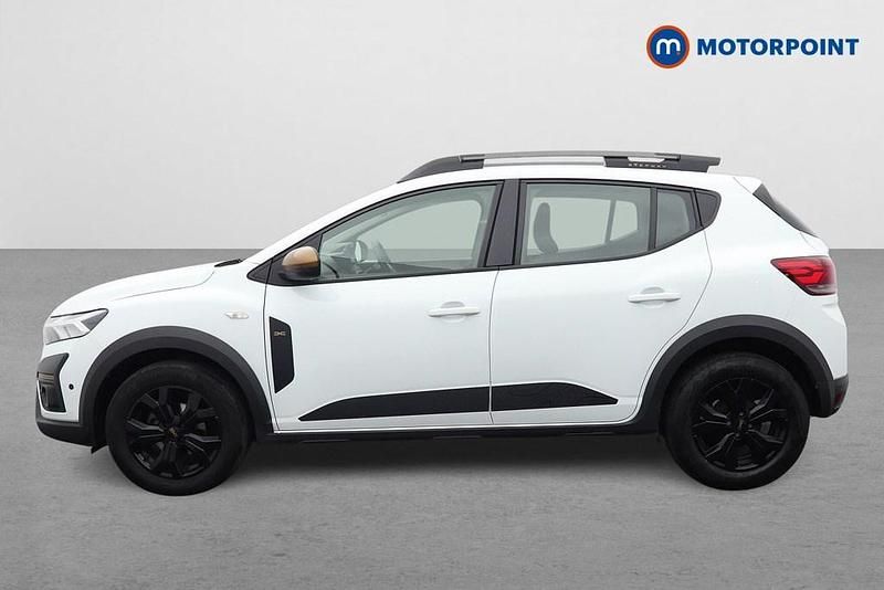 Used Dacia Sandero Extreme 2023 White Hatchback