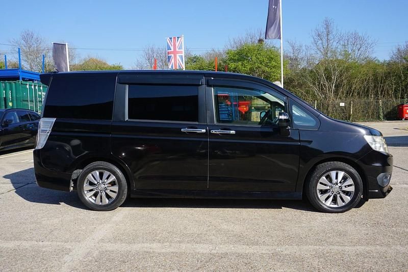 Used Honda Stepwgn 2014 Black MPV
