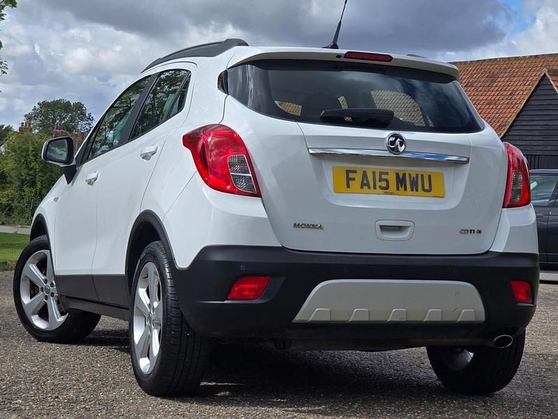 Used Vauxhall Mokka S 130 HP (95 kW) 2015 White SUV
