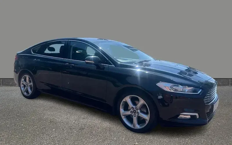 Used Ford Mondeo Titanium 179 HP (131 kW) 2017 Hatchback