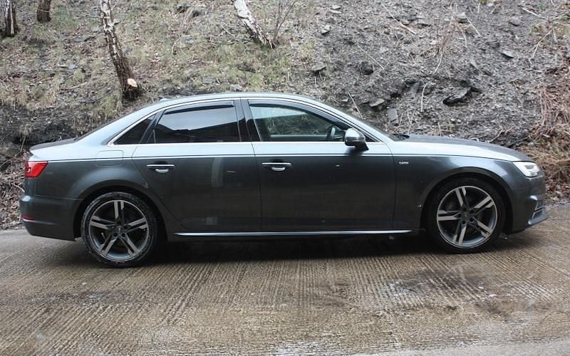 Used Audi A4 S-Line 218 HP (160 kW) 2017 Sedan