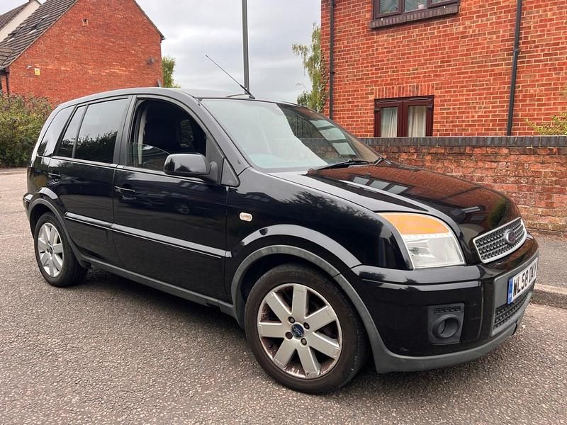 Black Used 2008 Ford Fusion Hatchback | £1,995 (Good price) - Image 1/4