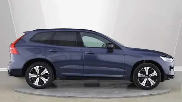 Used Volvo XC60 Plus 350 HP (257 kW) 2024 SUV