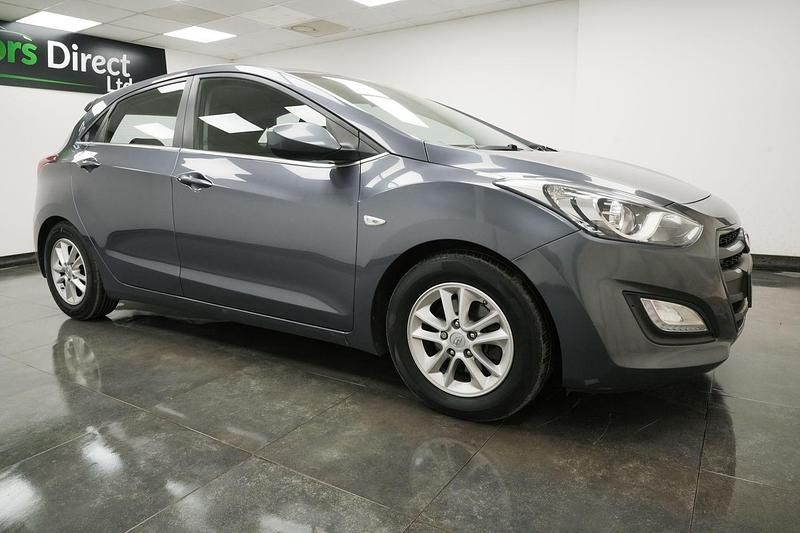 Second-hand Hyundai i30 SE 2015 Gri Hatchback