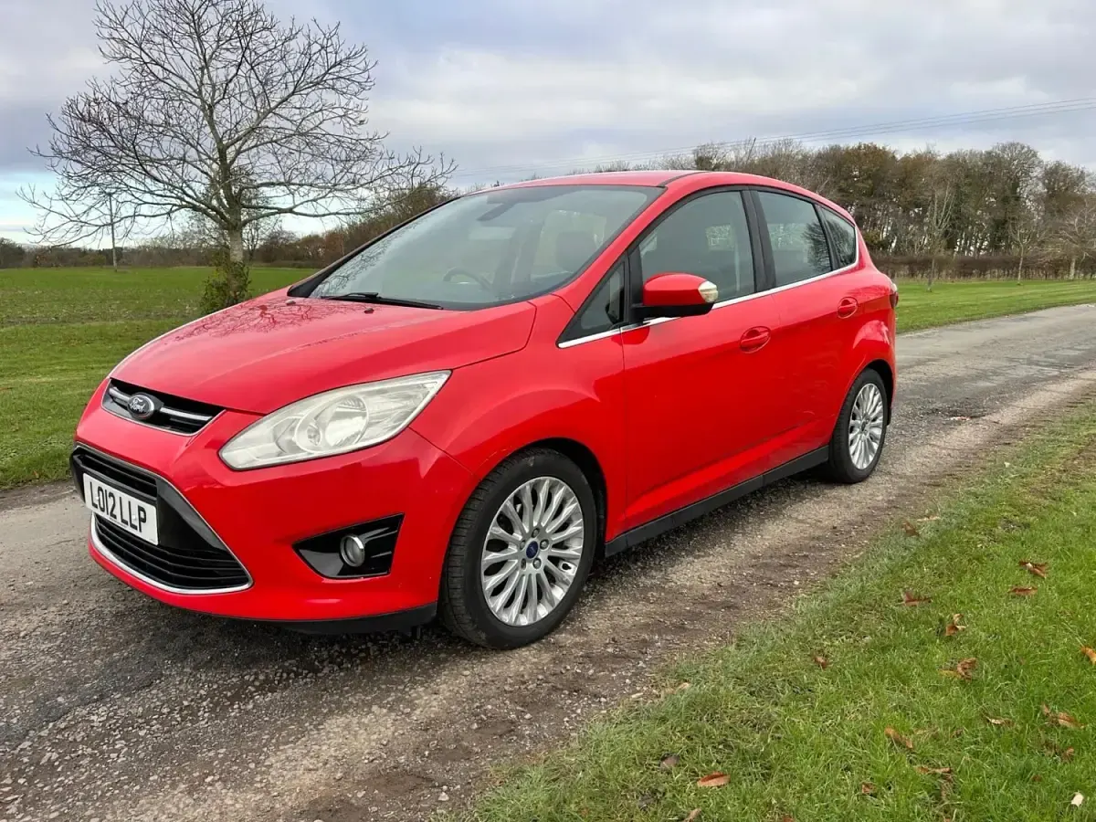 Używany Ford C-MAX Titanium 115 KM (84 kW) 2012 Czerwony Minivan