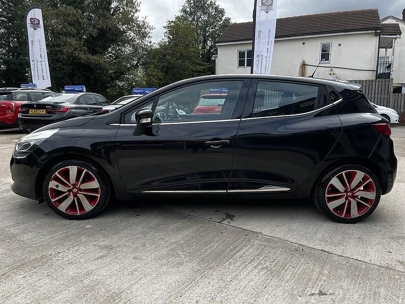 Used Renault Clio IV Dynamique 90 HP (66 kW) 2013 Black Hatchback