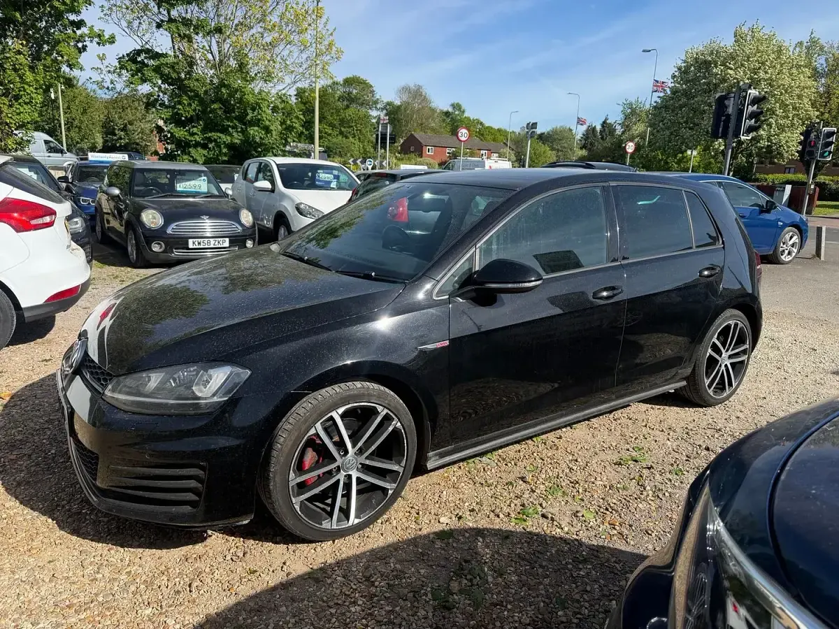 Used VW Golf VII GTD 184 HP (135 kW) 2016 Black Hatchback