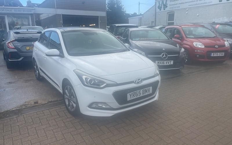 Used Hyundai i20 Premium SE 90 HP (66 kW) 2018 Hatchback