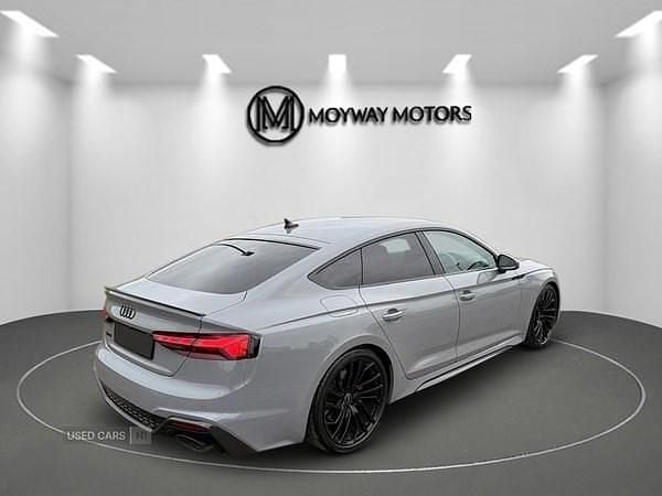 Begagnad Audi RS5 450 HK (330 kW) 2024 Grå Sportkupé
