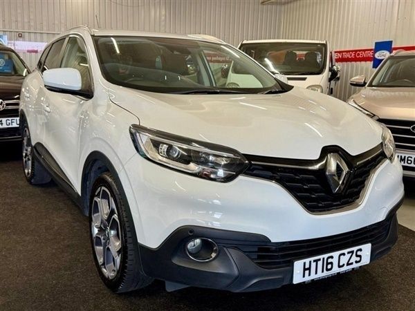 White Used 2016 Renault Kadjar Dynamique SUV | £6,990 (Fair price) - Image 1/1