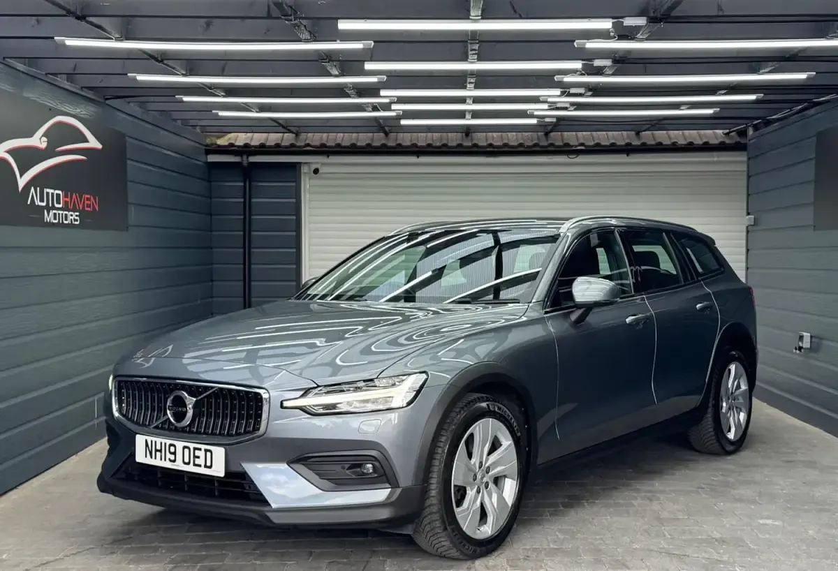 Used Volvo V60 Plus 2019 Grey Estate