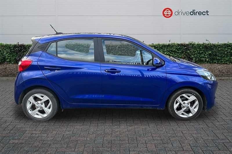 Used Hyundai i10 SE 84 HP (61 kW) 2021 Blue Hatchback