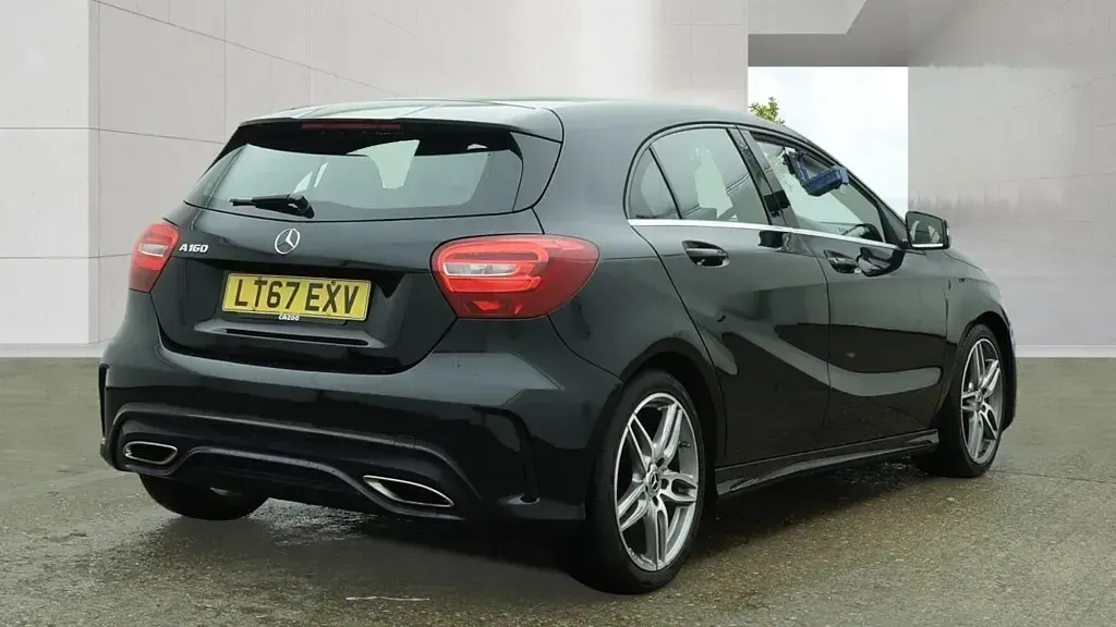 Used Mercedes A160 AMG line 2018 Obsidian black Hatchback