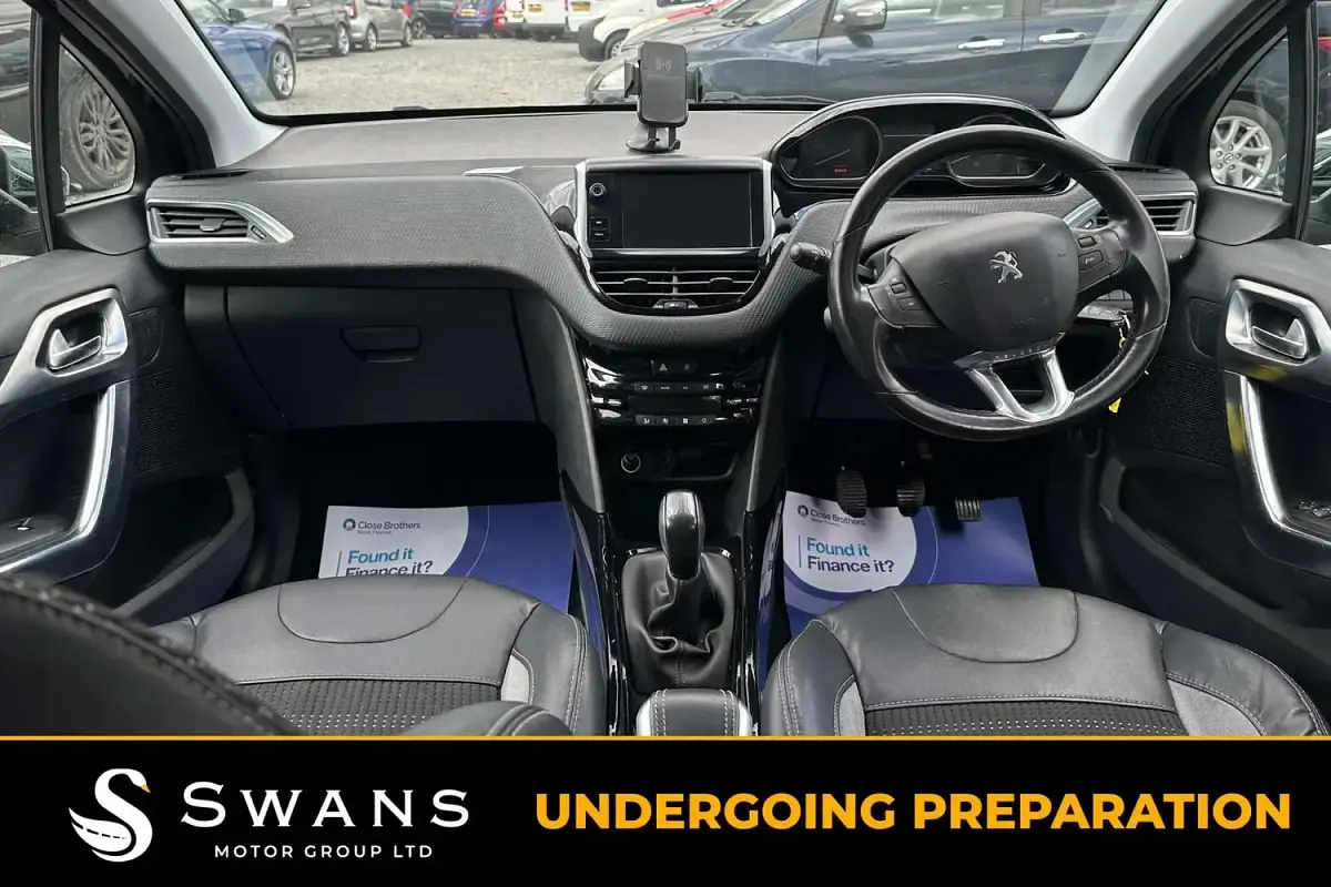 Used Peugeot 2008 Allure 100 HP (73 kW) 2015 Black SUV