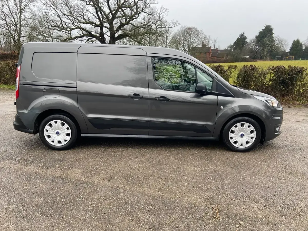 Second-hand Ford Transit Connect Trend 100 CP (73 kW) 2022 Gri Monovolum