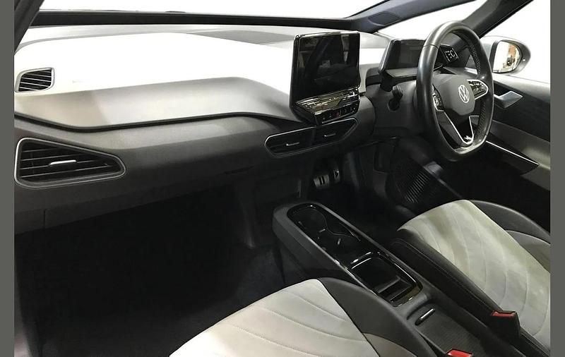 Used VW ID.3 Pro 106 kW (145 HP) 2023 Silver Hatchback