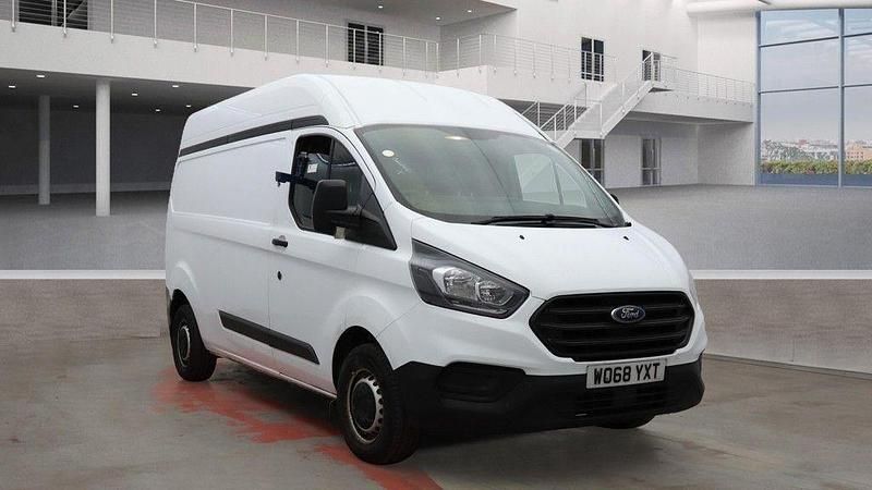 White Used 2019 Ford Transit Custom | £7,990 (Good price) - Image 1/4