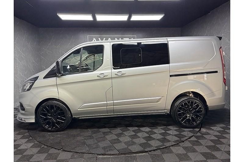 Used Ford Transit Custom Limited 170 HP (125 kW) 2019 Silver Van