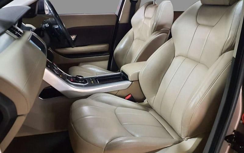 Used Land Rover Range Rover evoque SE 179 HP (131 kW) 2018 Hatchback