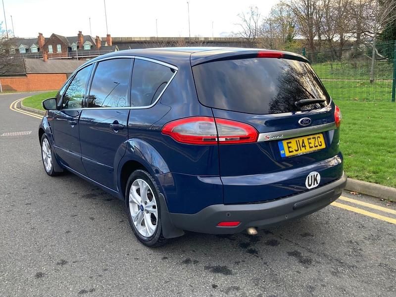 Used Ford S-MAX Titanium 140 HP (102 kW) 2014 Blue MPV