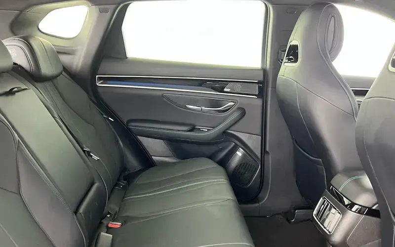 Used BYD Seal U Boost 218 HP (160 kW) 2024 Black SUV