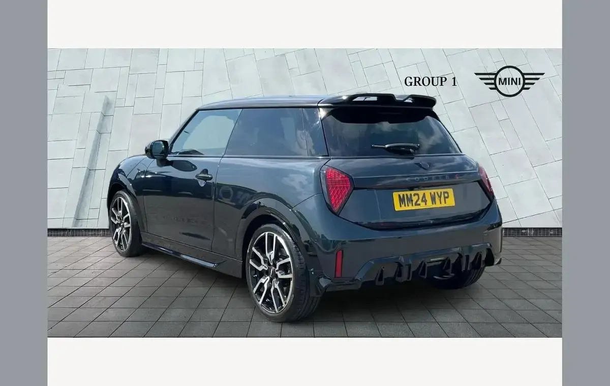 Used Mini Cooper Sport 200 HP (147 kW) 2024 Grey Hatchback