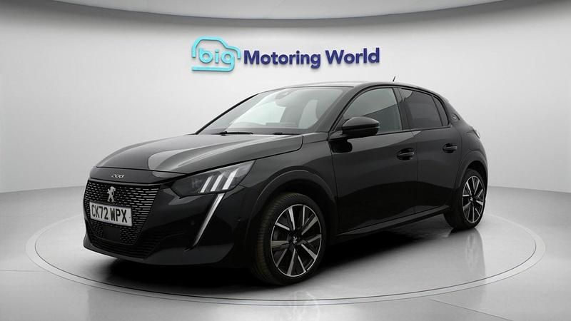 Used Peugeot 208 GT 102 HP (75 kW) 2022 Black Hatchback