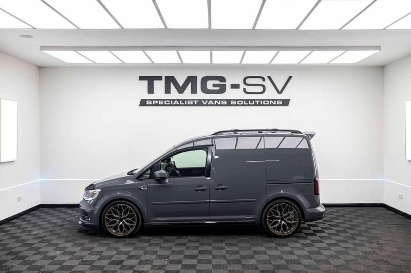Used VW Caddy Highline 102 HP (75 kW) 2017 Grey MPV