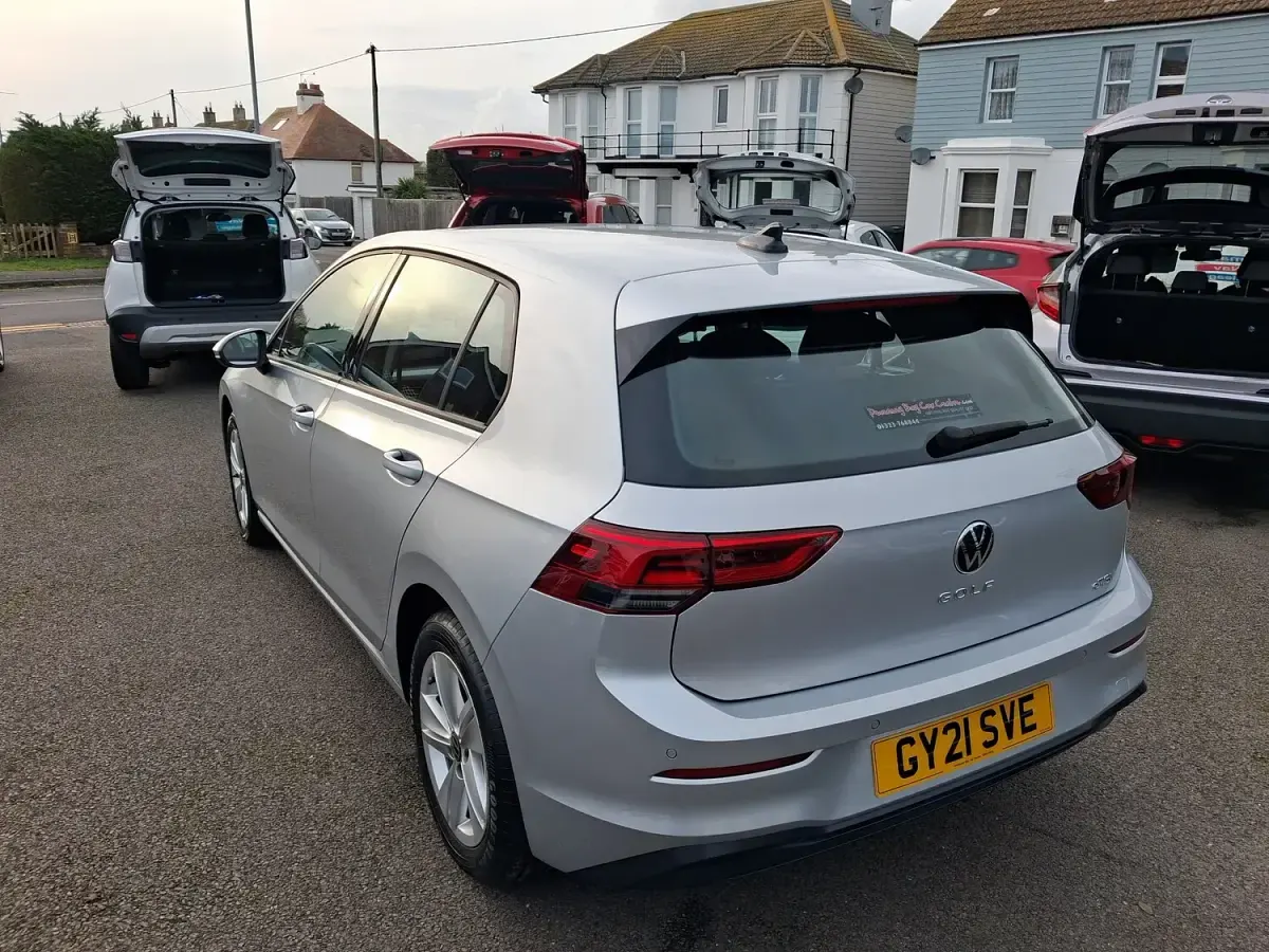 Used VW Golf VIII S 110 HP (80 kW) 2021 Silver Hatchback