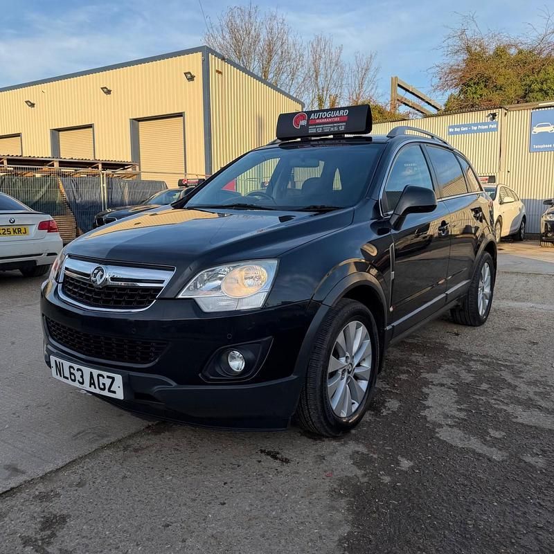 Begagnad Vauxhall Antara S 2013 Svart SUV
