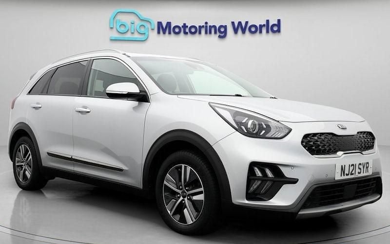 Silver Used 2021 Kia Niro 2 SUV | £16,900 (Fair price) - Image 1/4