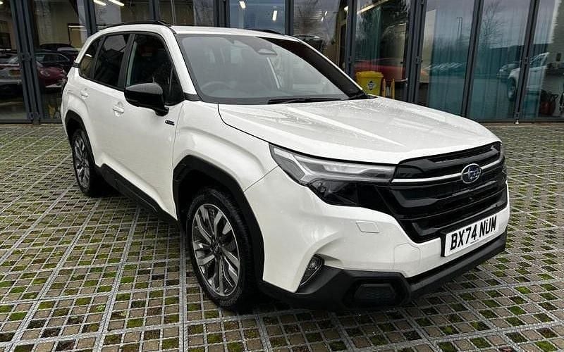 White Used 2024 Subaru Forester SUV | £34,495 (Expensive) - Image 1/4