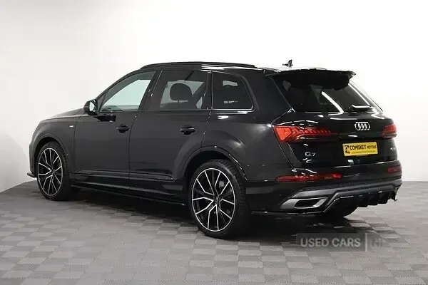 Used Audi Q7 S-Line 231 HP (169 kW) 2024 Black SUV